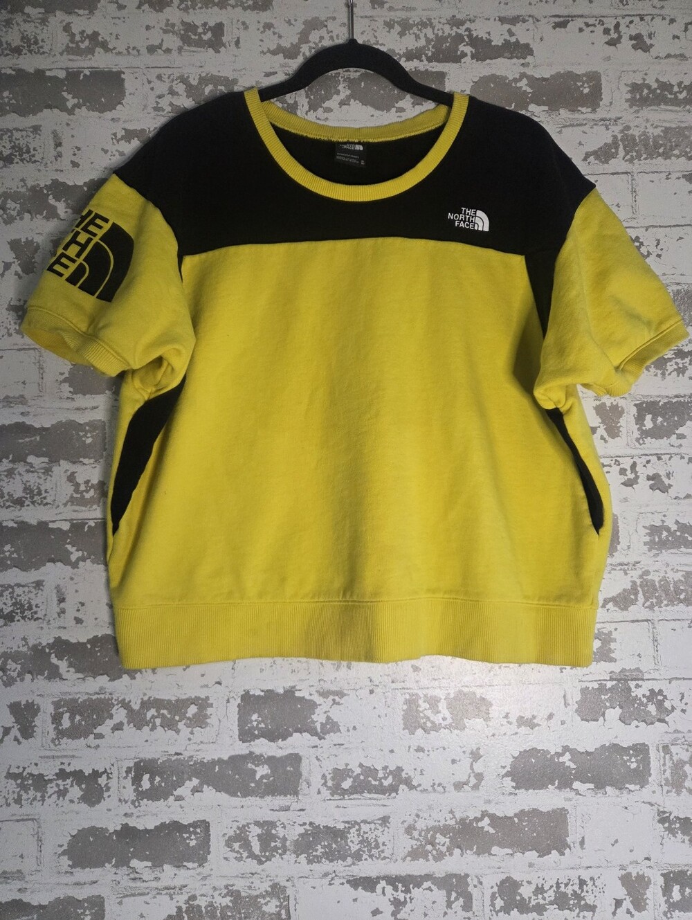 The North Face Yellow Black Short Sleeve Sweatshirt French Terry XL